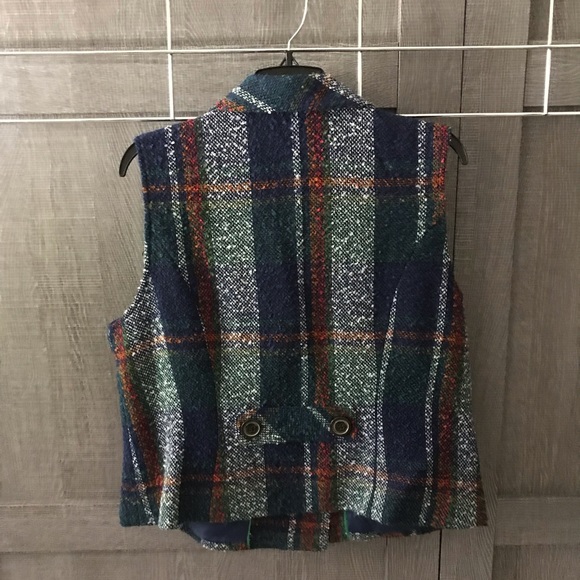 cabi Plaid Vest Size L NWOT - Picture 2 of 2